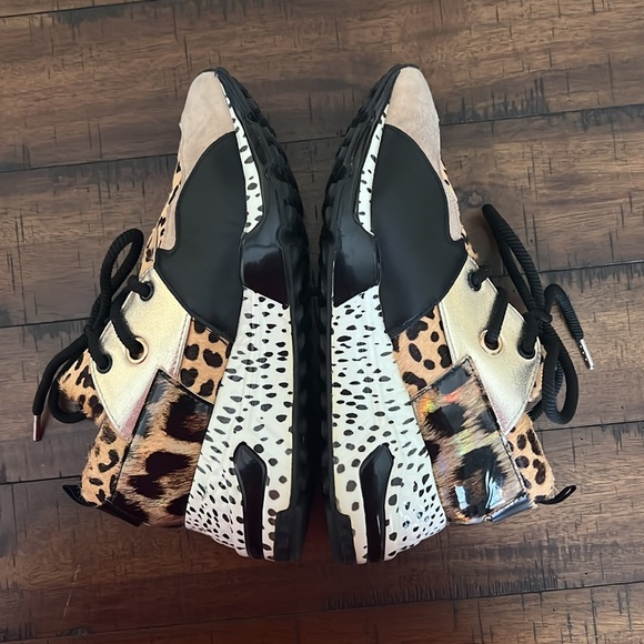 Steve Madden Cliff Animal Size 7.5 Sneakers. Excellent condition. Gently worn. - Picture 5 of 15